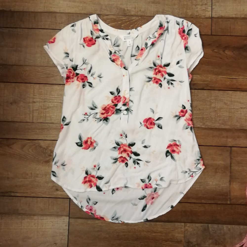 Market Spruce Uri smock detail top floral